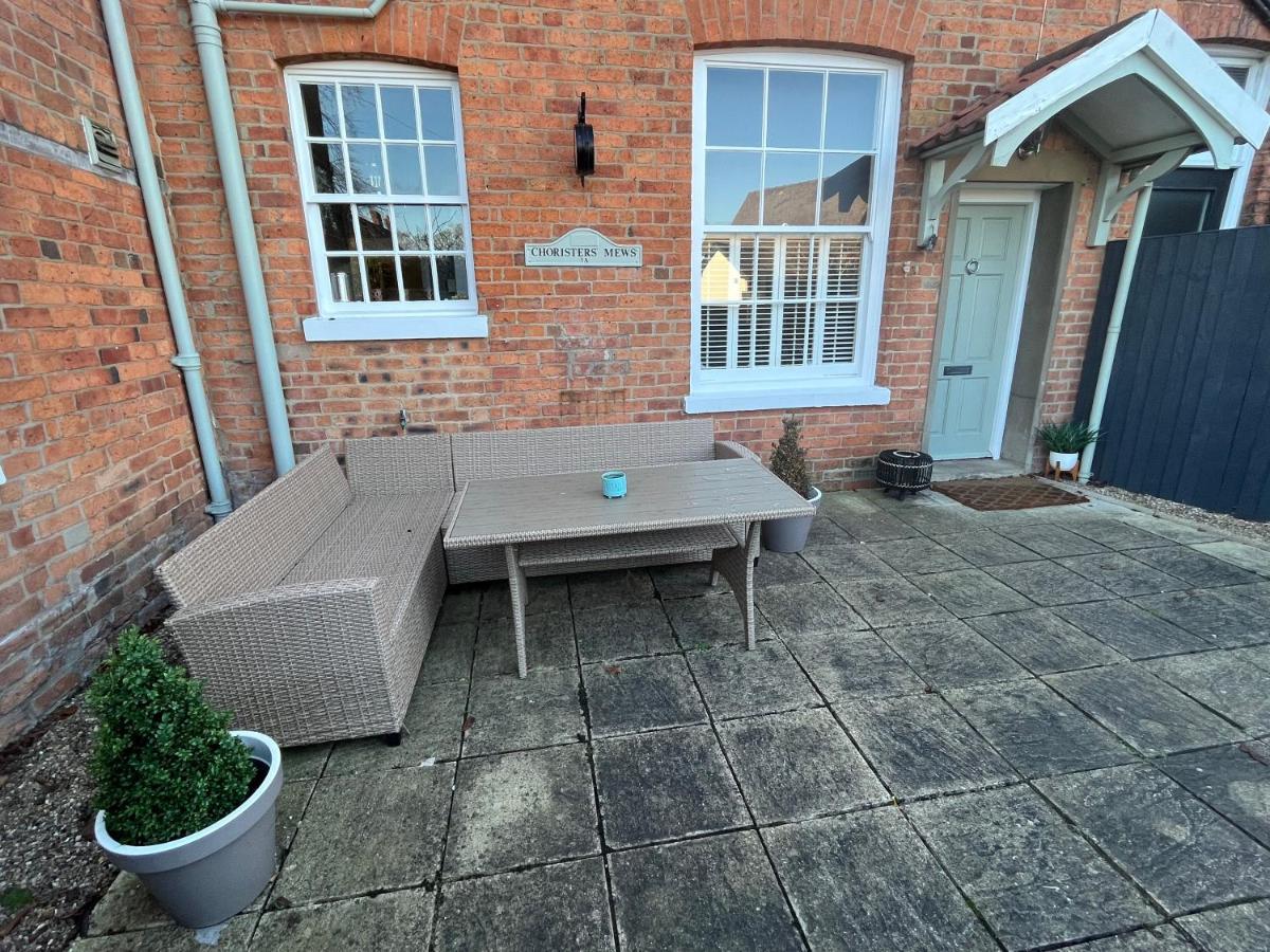 Choristers Mews: Luxury Cottage A Stones Throw From The Cathedral! Lincoln Buitenkant foto