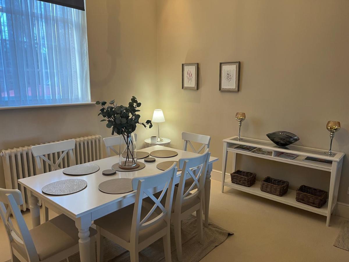 Choristers Mews: Luxury Cottage A Stones Throw From The Cathedral! Lincoln Buitenkant foto