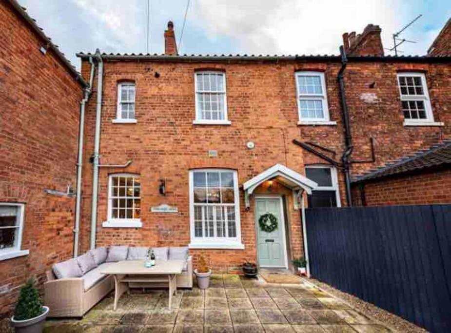 Choristers Mews: Luxury Cottage A Stones Throw From The Cathedral! Lincoln Buitenkant foto